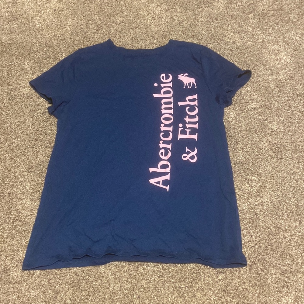Abercrombie & Fitch tee